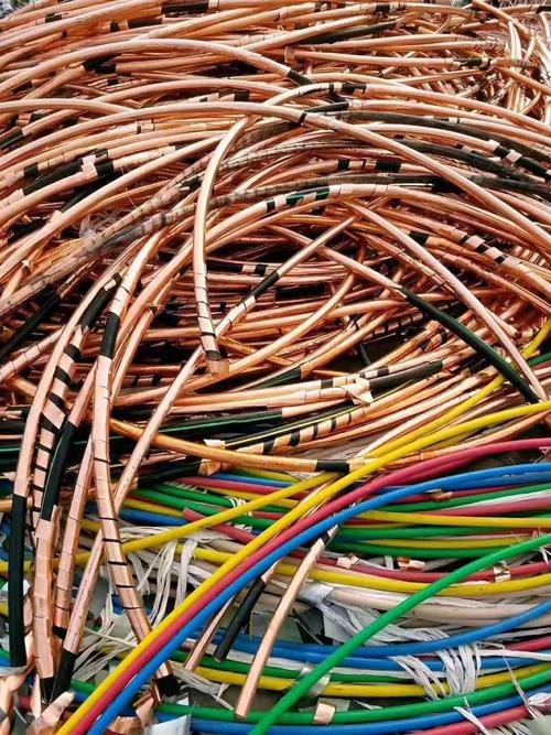 上上电缆回收的价格  废旧电缆回收:长期高价回收各类二手电线电缆,橡